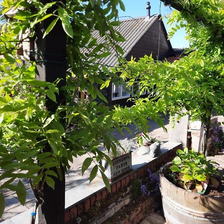 Anneke'S Bed En Botterhammeke Apartment Woensdrecht Екстериор снимка