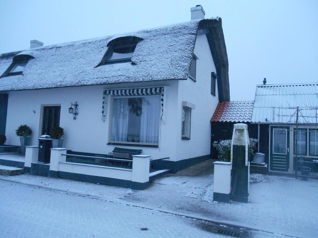 Anneke'S Bed En Botterhammeke Apartment Woensdrecht Екстериор снимка